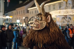 perchtenlauf baden 2016 (112)