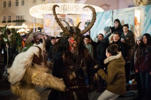 perchtenlauf baden 2016 (141)